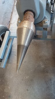 Kužeľová el. štiepačka - 6