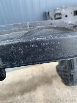 chladicova stena skoda rapid 5ja - 6