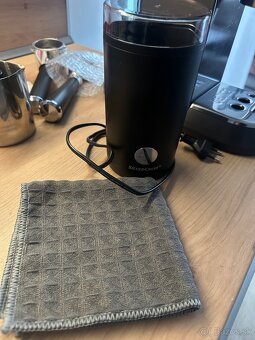 DE'LONGHI EC885.GY Dedica Arte - 6