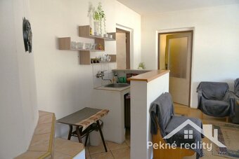 Predaj rodinného domu v obci Vyhne - 6