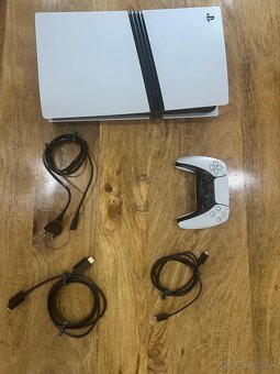 Rezervovane do utorka: Playstation 5 Pro - 6