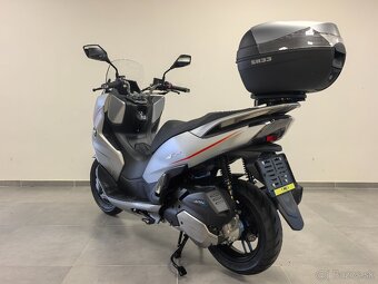 QJ MOTOR MTX 125 - 6