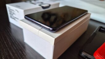 Samsung Galaxy S20 FE - 6