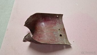 Prsíčka Jawa 550 Ľavostraný karburátor - vrchný diel - 6