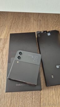 Samsung galaxy Z flip 4 256gb, čierny - 6