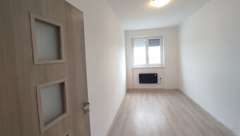 KIADÓ- 3 szobás lakás Veľké Dvorníkyban (Búslak része) - 6