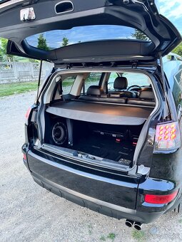 Mitshubishi Outlander 2.2. D.I.D. 130kw 4x4 7.miestne - 6