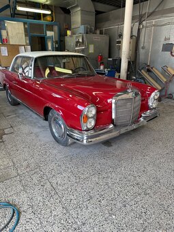 Mercedes w111 cupe - 6