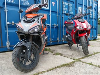 Prenájom / skúter / Adamoto derbi125 - 6