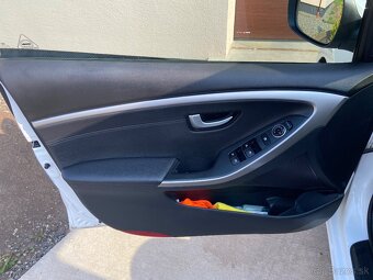 Hyundai I30 CW Kombi 1.6 CRDi 94kW - 6