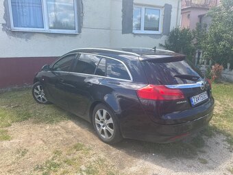 Insignia - 6
