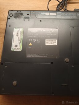 Predám notebook Fujitsu Siemens Amilo L1300 - 6