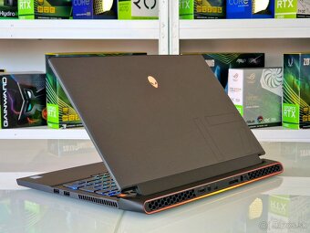 Herný notebook DELL ALIENWARE M17 RTX 2070 | ZÁRUKA - 6