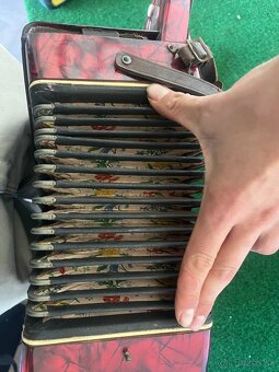 Starožitná harmonika 1 - 6