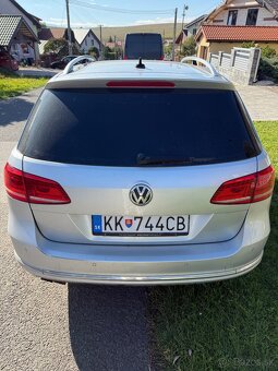 Volkswagen Passat B7 Combi 2.0 TDI 103kW Highline - 6