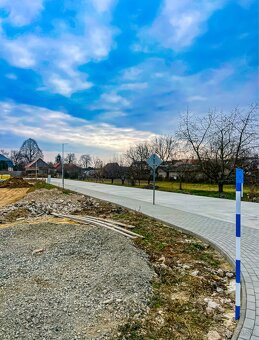 LUXUSNÉ STAVEBNÉ POZEMKY V TICHEJ LOKALITE - 6