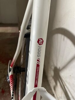 Cestný bicykel dema leony 3.0 - 6