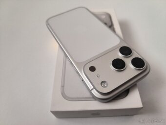 apple iphone 17 PRO 256gb Silver / Batéria 99% - 6