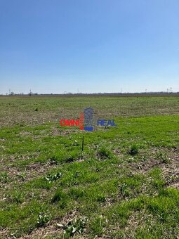 Investićný pozemok na výstavbu rodinného domu - 794 m2 - 6