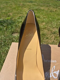 Louboutin So Kate - 6