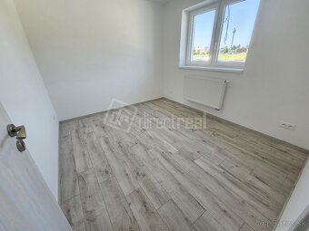 Moderná 5 izbová novostavba s pozemkom 576 m2 a parkova… - 6