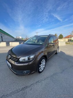 Volkswagen Touran 1.6TDI DSG - 6
