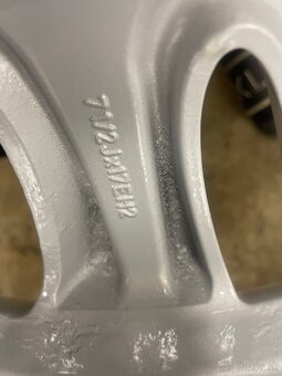 5x120 R17 - 6