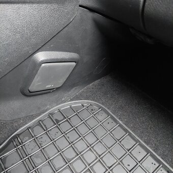 Opel Combo Life, 1,2 benzin , 9/2018 - 6