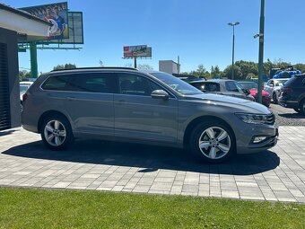 Volkswagen Passat Variant 2.0 TDi 4Motion DSG - 6