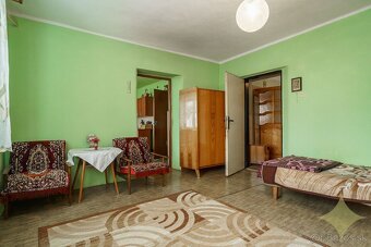Exkluzívne na predaj gazdovský rodinný dom s pozemkom o rozl - 6