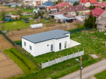 Nízkoenergetický bungalov v rozostavanom štádiu | Vojčice - 6