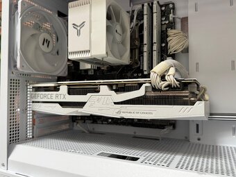 Ryzen 5 8400F\32GB\RTX 2080Ti\SSD\750W Zdroj - 6