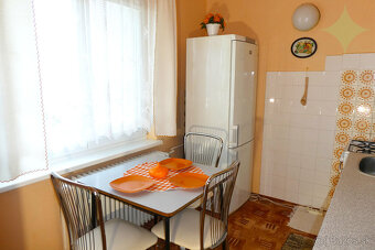 Na predaj slnečný 3 izbový byt s balkónom v centre mesta LC - 6
