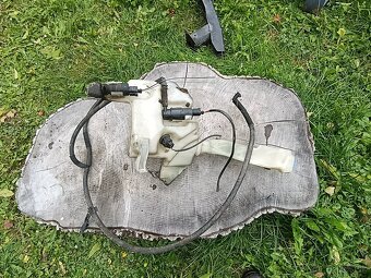 Nádržka ostrekovača komplet Superb1 - 6