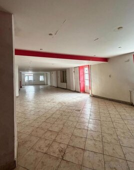 Ponúkame na predaj komerčnú budovu Sečovce - 6