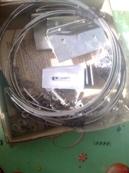 KUFRÍK INÉ VECI - 6