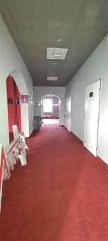 Prenájom obchodných priestorov v centre Banskej Bystrice... - 6