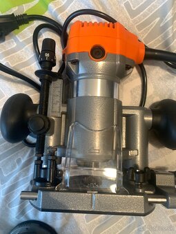 Kompaktná horná freza Vonhaus 710 W - 6