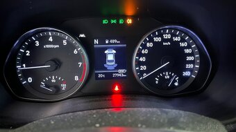 Hyundai i30 kombi Play 1.5 TGDI 118kw 12/2022 odpocet DPH - 6