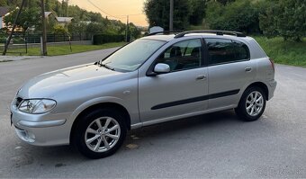 Nissan Almera N16 hatchback - 6