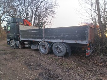 Iveco - valník s hydraulickou rukou - 6