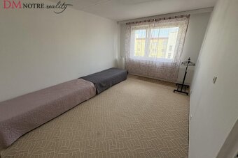 Slnečný trojizbový byt s loggiou v žiadanej lokalite Zvolen. - 6