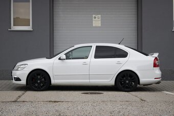 Škoda Octavia 2.0 TDI CR DPF RS DSG - 6