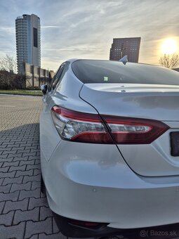 Toyota Camry 2020 - 6