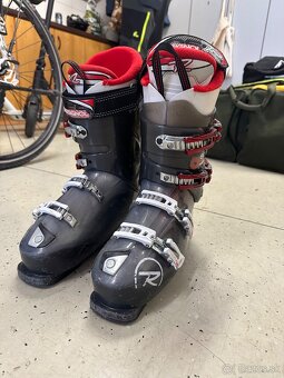 Predám lyže + Lyžiarky - 6