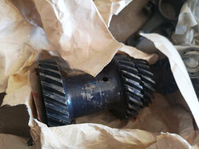 SKODA 1202 STW sada na GO motora - 6