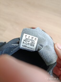 Predám halovky, kopačky - 6