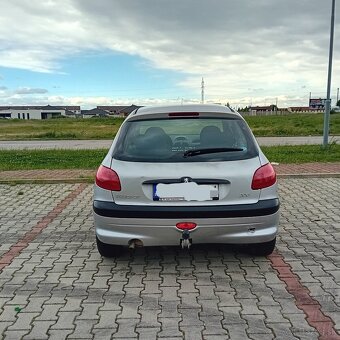 Peugeot 206 1.4 benzín 55kw - 6