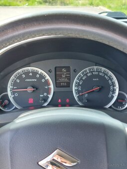 Predám Suzuki Swift 1.2 69kW, r. 2013 - 6
