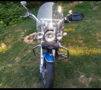 Suzuki vz800 - 6